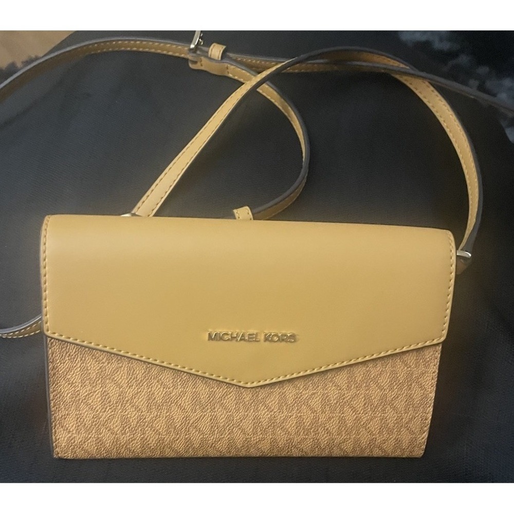 Michael Kors Gold & Brown Crossbody Bag New